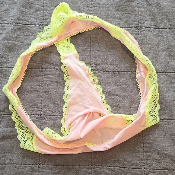 🍑Victorias Secret Tease Thong🍑 - Picture 3 of 5